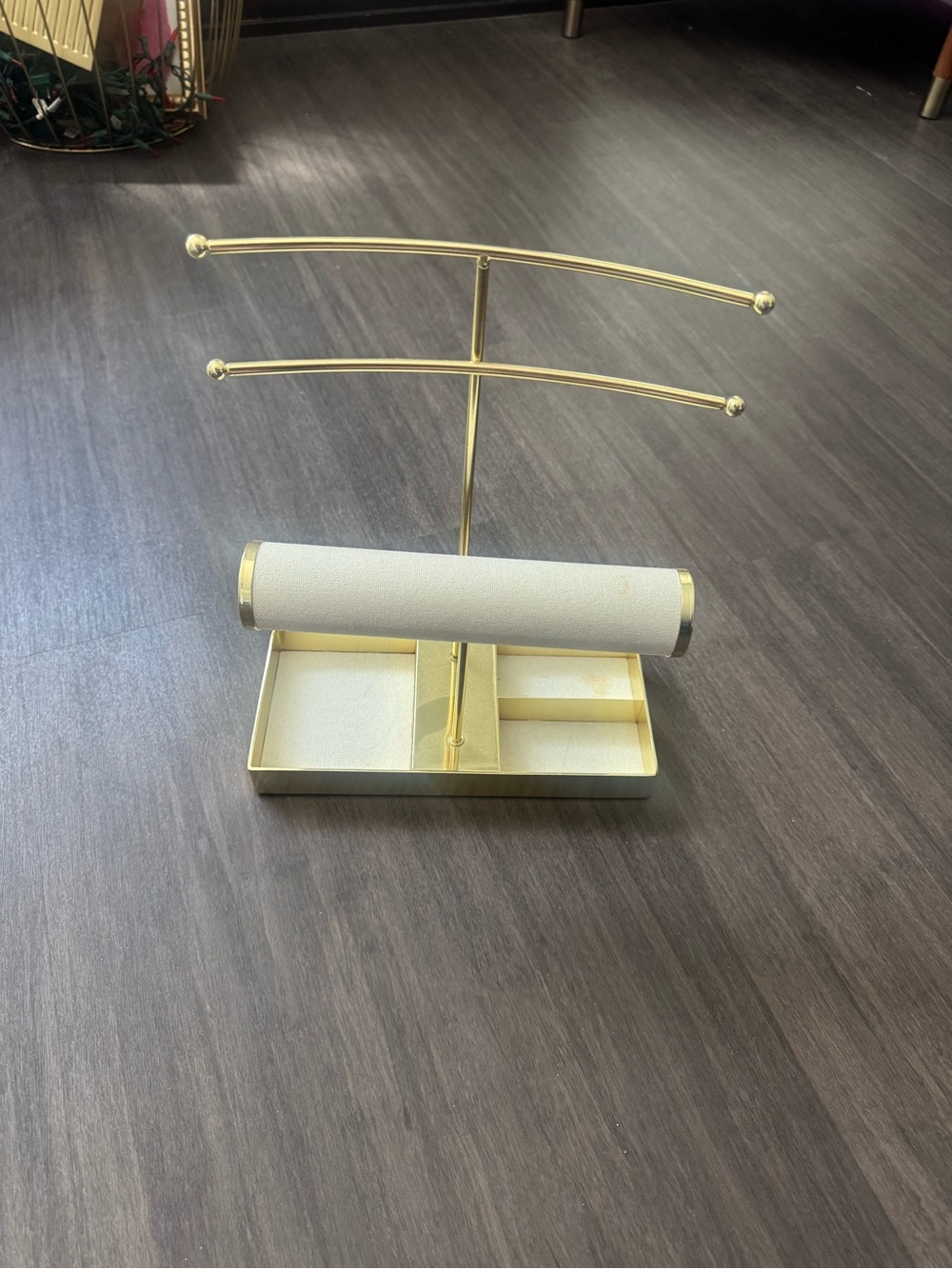 Gold and Cream Jewelry Organizer Stand